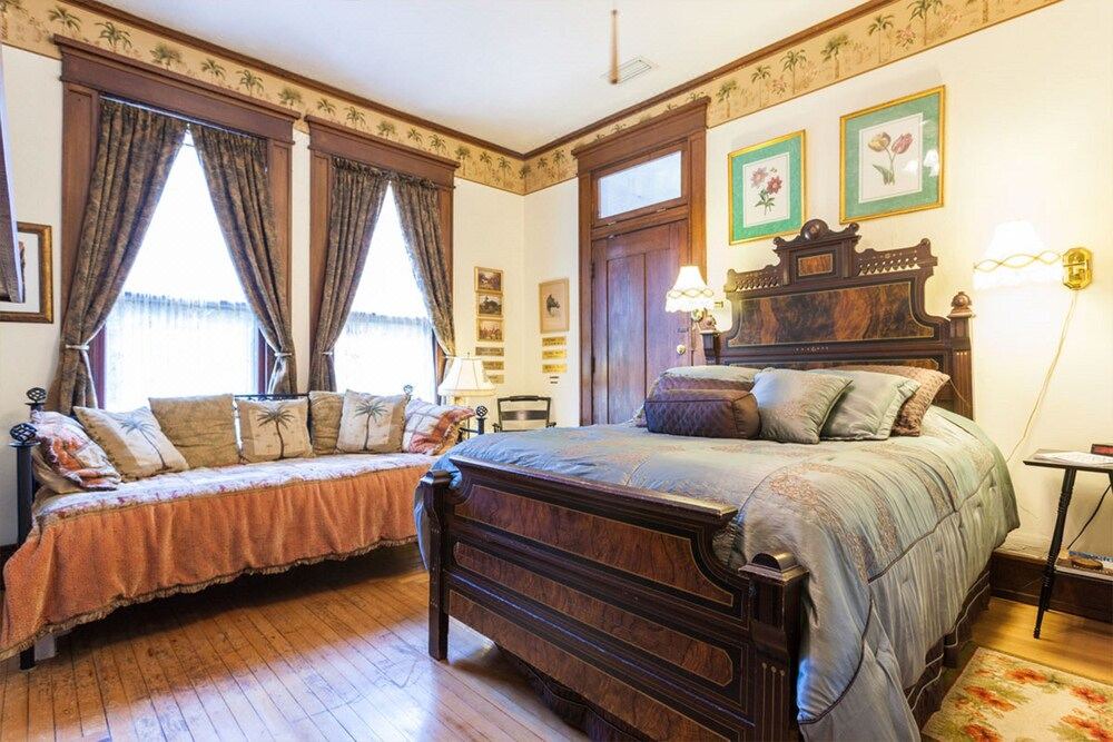 Photo of Bedroom in Micanopy