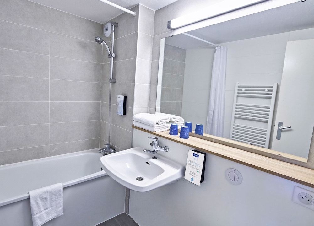 Photo of Bathroom in Hem
