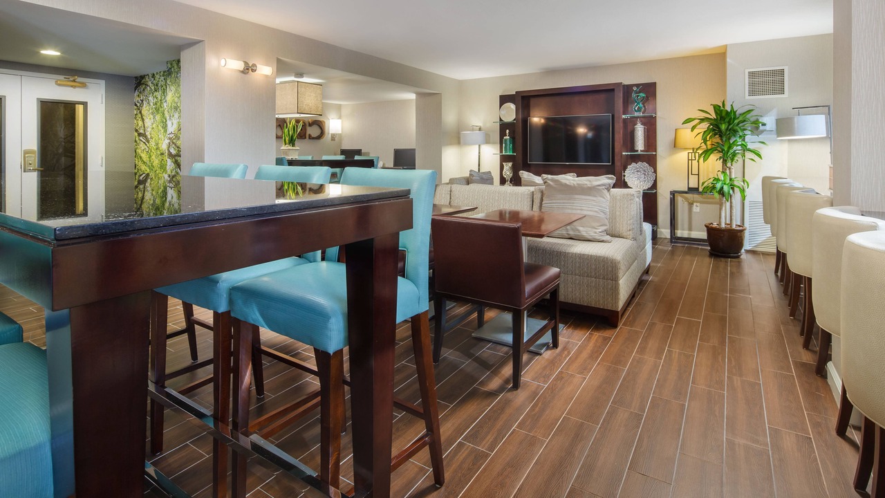 Photo of Livingroom in Downtown