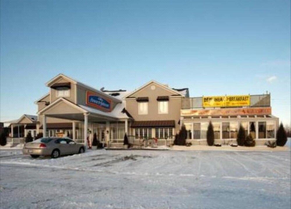 Photo of Buildings in Rigaud