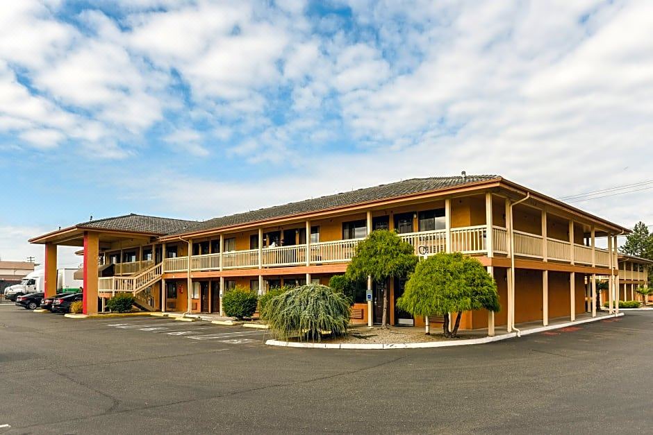 Photo of Buildings in Fife