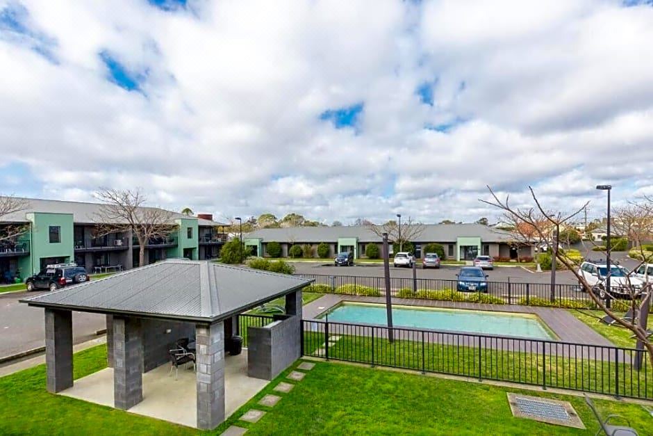 Photo of Others in Sale