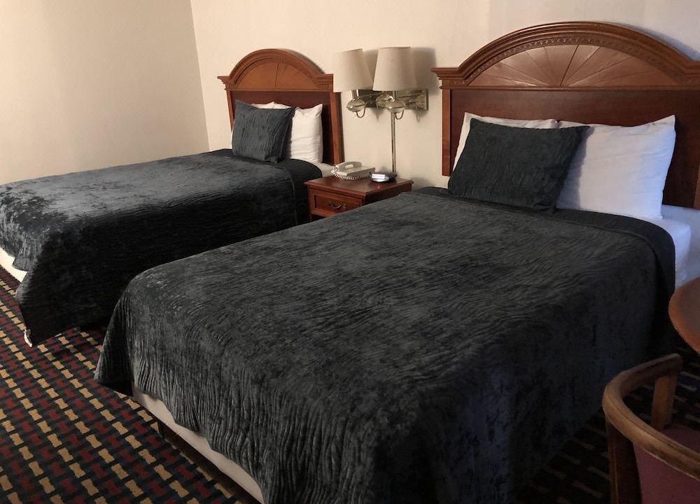 Photo of Bedroom in Perry