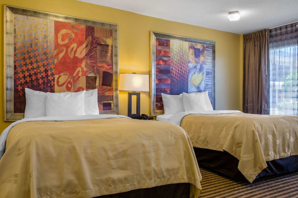 Photo of Bedroom in Laurel