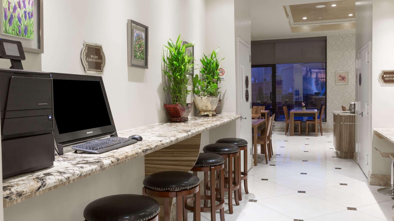 Photo of Livingroom in Flushing Chinatown