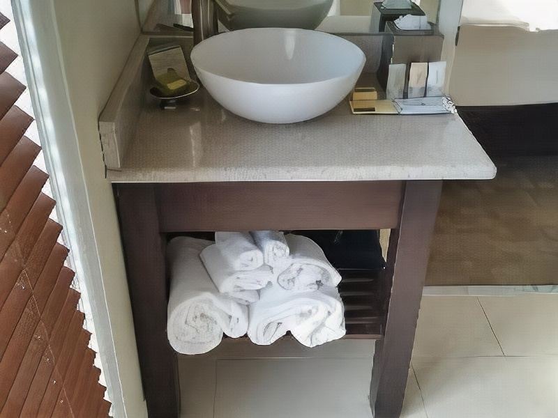 Photo of Bathroom in University Circle