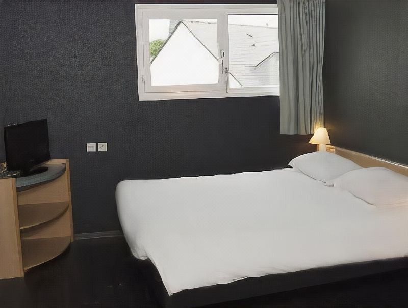 Photo of Bedroom in Cesson-Sevigne
