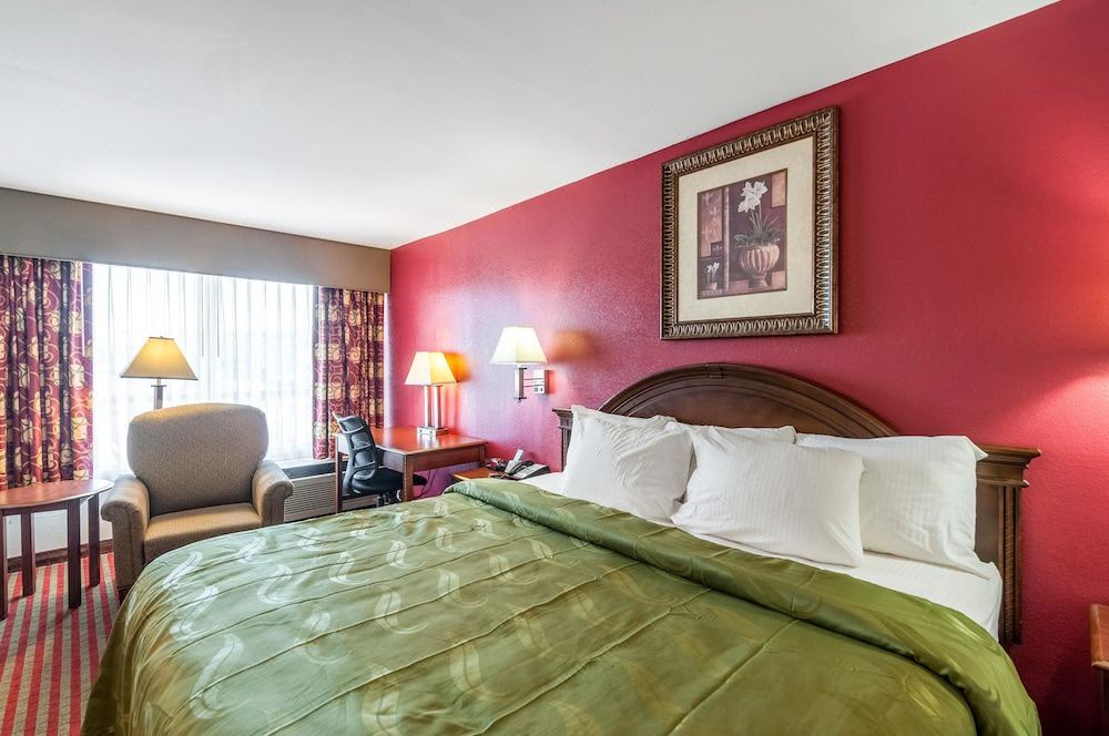 Photo of Bedroom in Luray