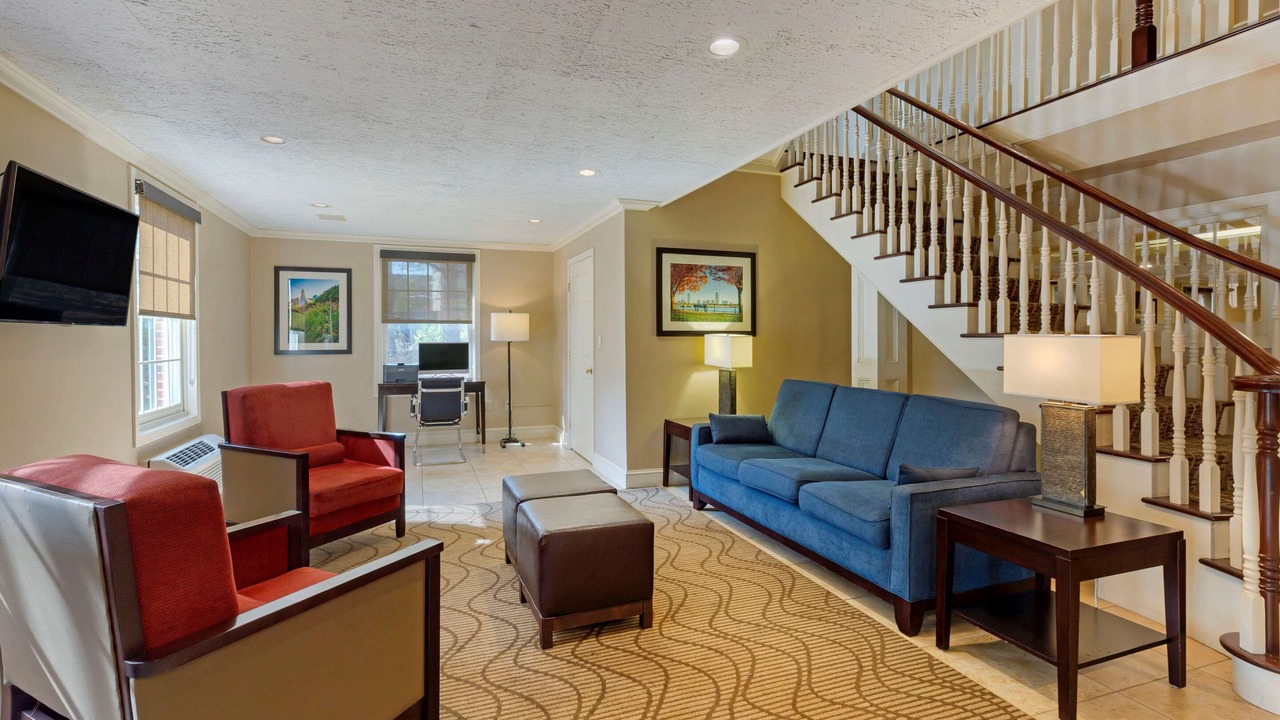 Photo of Livingroom in Rockland