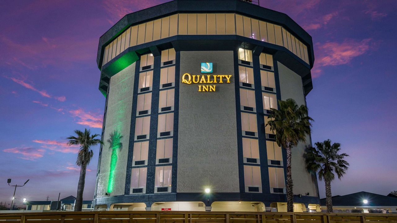 Photo of Buildings in Pasadena
