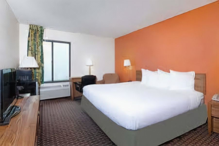 Photo of Bedroom in Scott