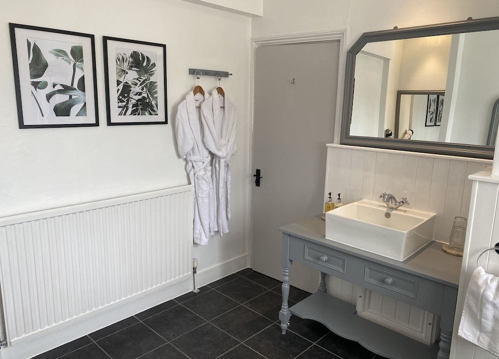 Photo of Bathroom in Eynsford