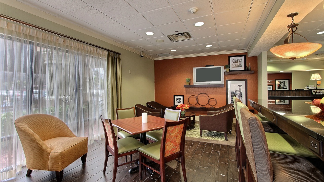 Photo of Livingroom in Richmond Hill