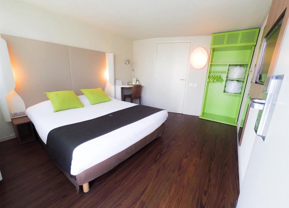 Photo of Bedroom in Morangis