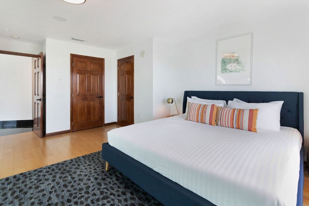 Photo of Bedroom in North Bay Village