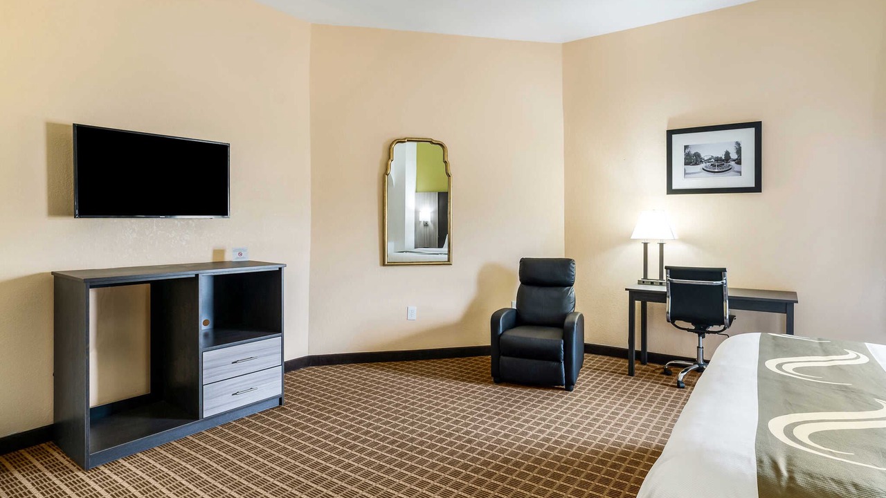 Photo of Livingroom in Greer