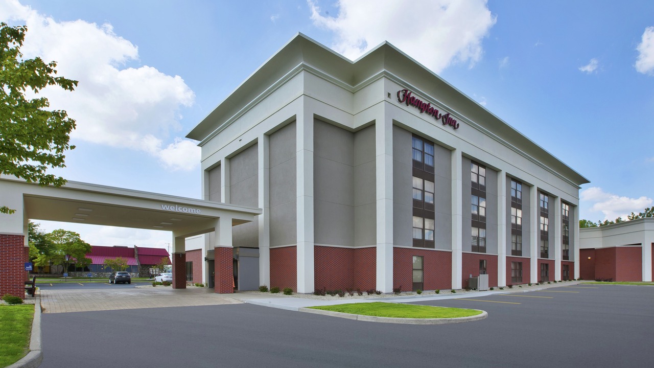 Photo of Buildings in Maumee