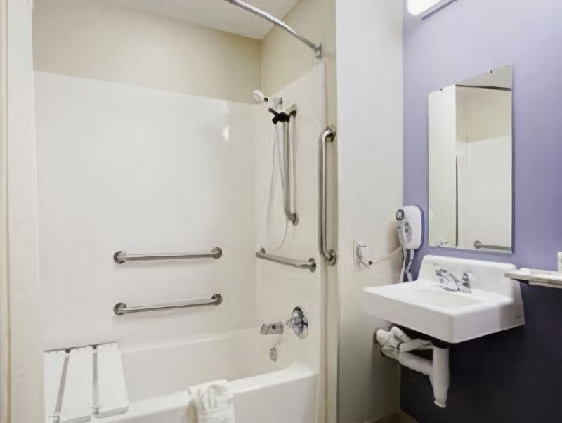 Photo of Bathroom in Calcium
