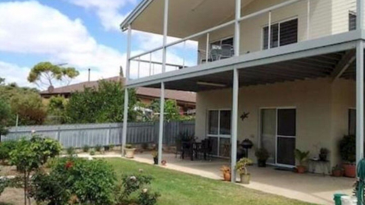 Photo of Buildings in Upper Wakefield