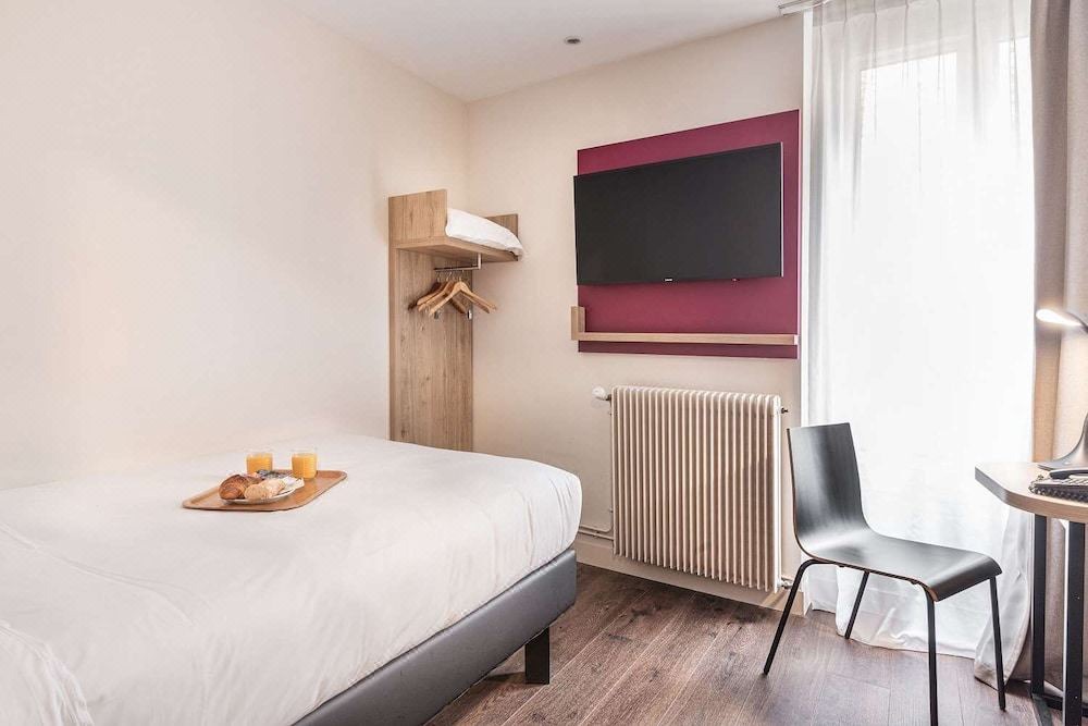 Photo of Bedroom in Quartier de la Plaine-de-Monceaux
