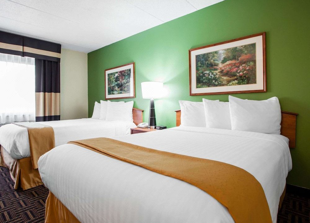 Photo of Bedroom in Bolingbrook