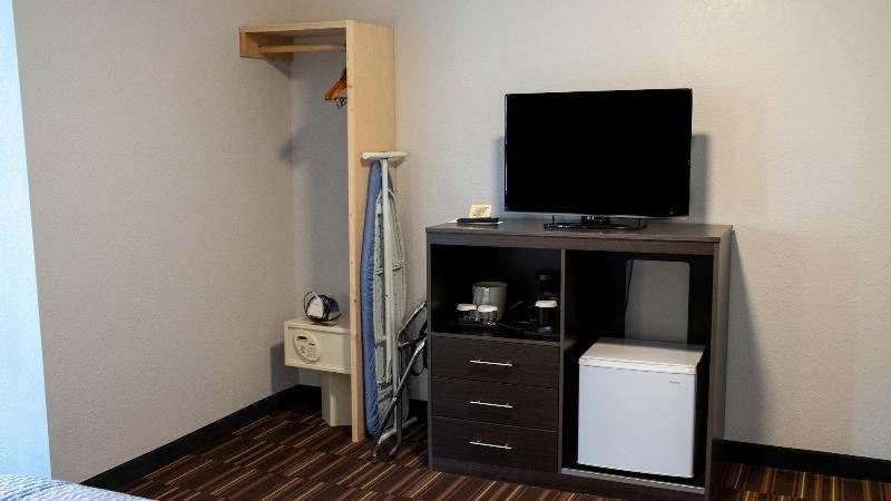 Photo of Others in Main Street Hyannis