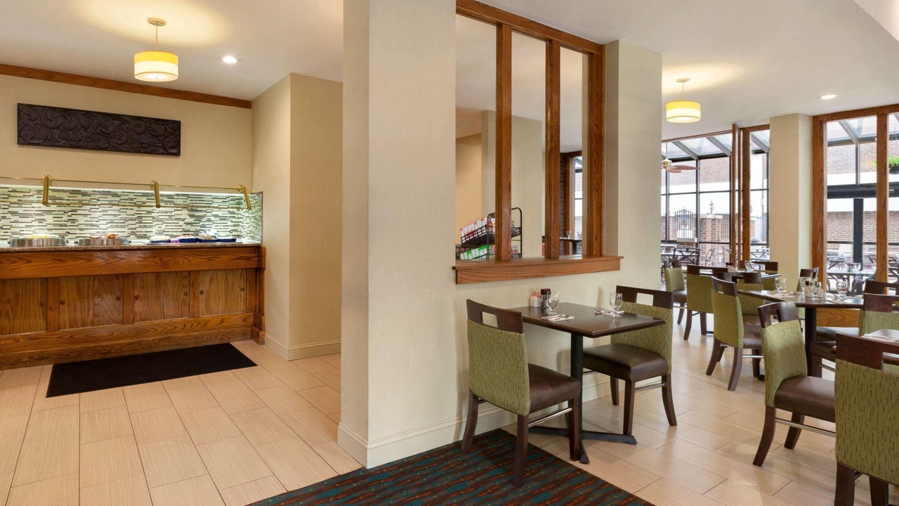 Photo of Livingroom in Downtown West
