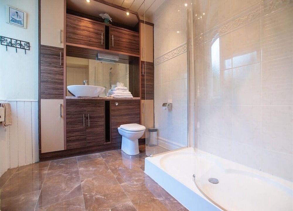 Photo of Others in Busby