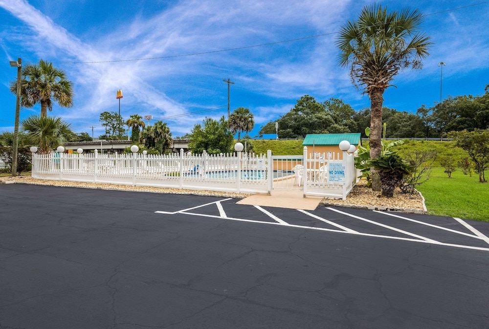 Photo of Others in White Springs