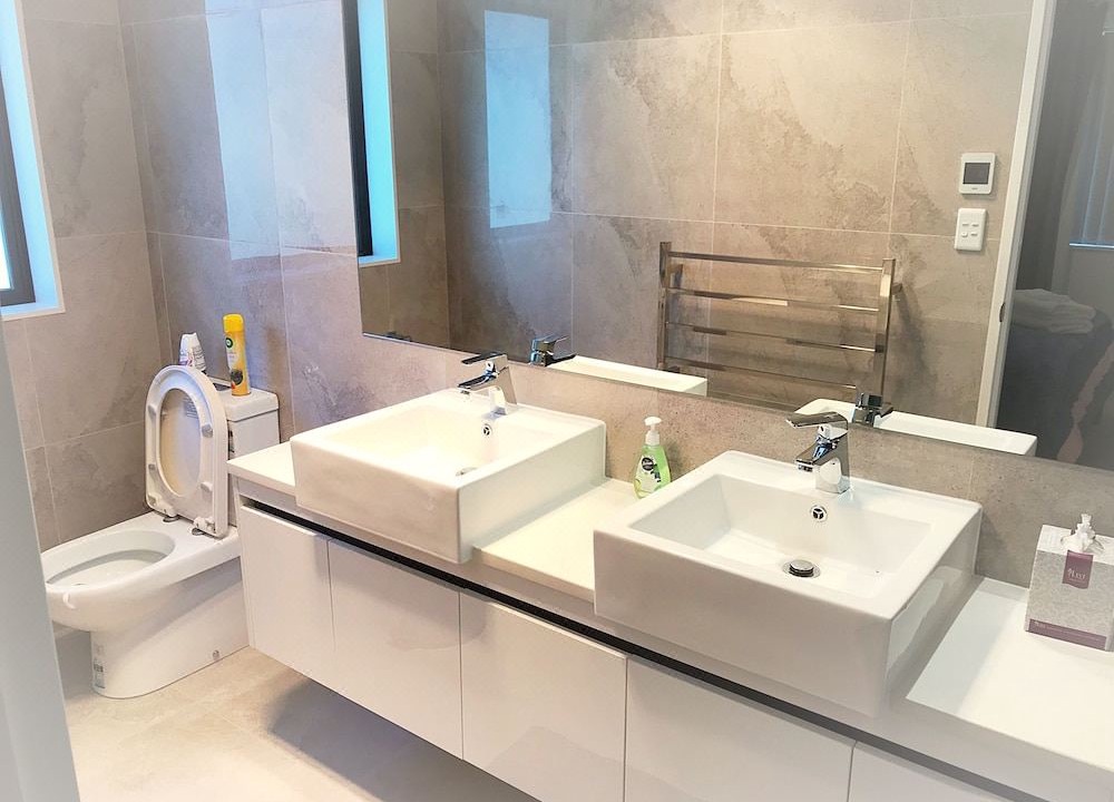 Photo of Bathroom in Flat Bush