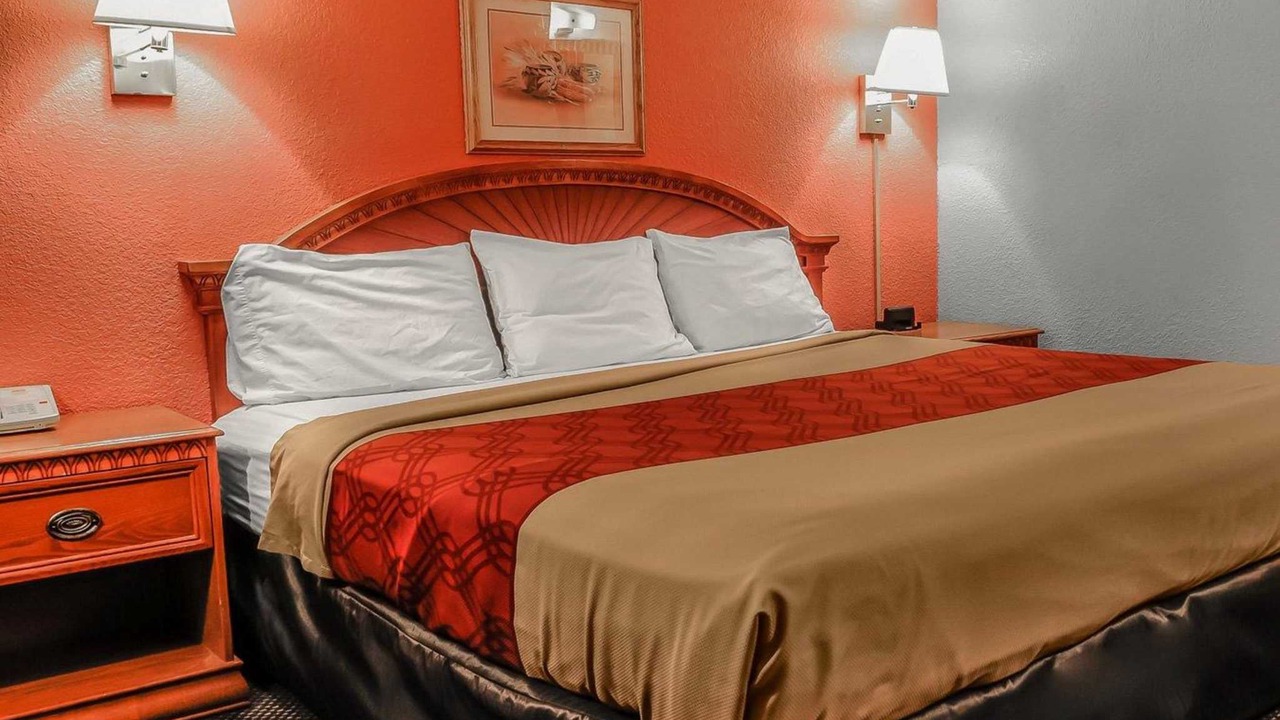 Photo of Bedroom in Tucumcari