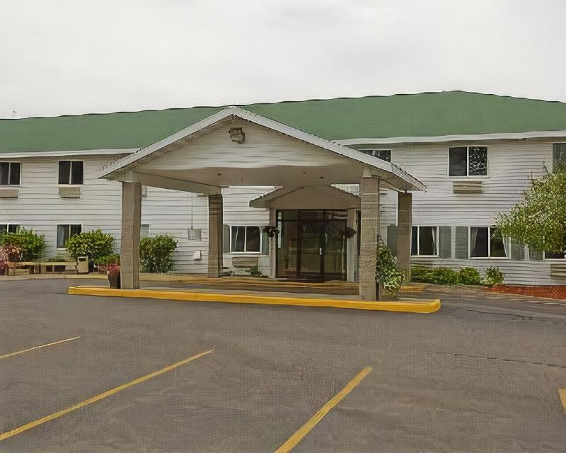 Photo of Buildings in Rhinelander