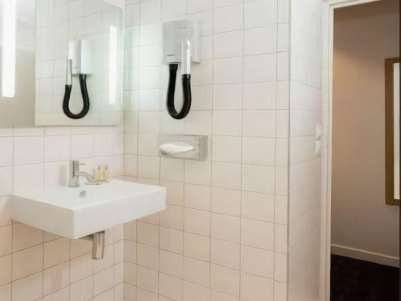 Photo of Bathroom in Quartier de Javel