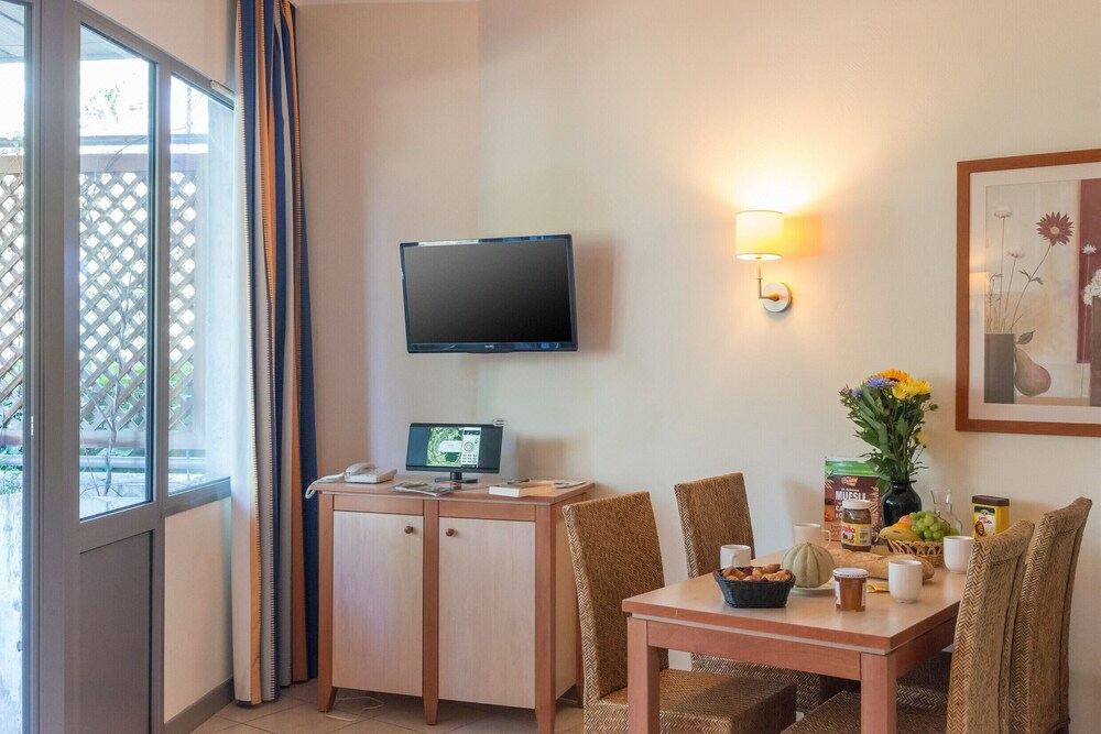 Photo of Livingroom in Rouret
