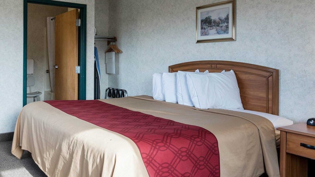 Photo of Bedroom in Canandaigua
