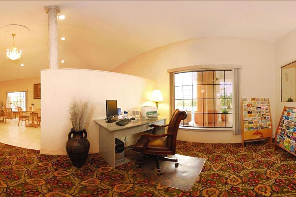 Photo of Livingroom in Portland