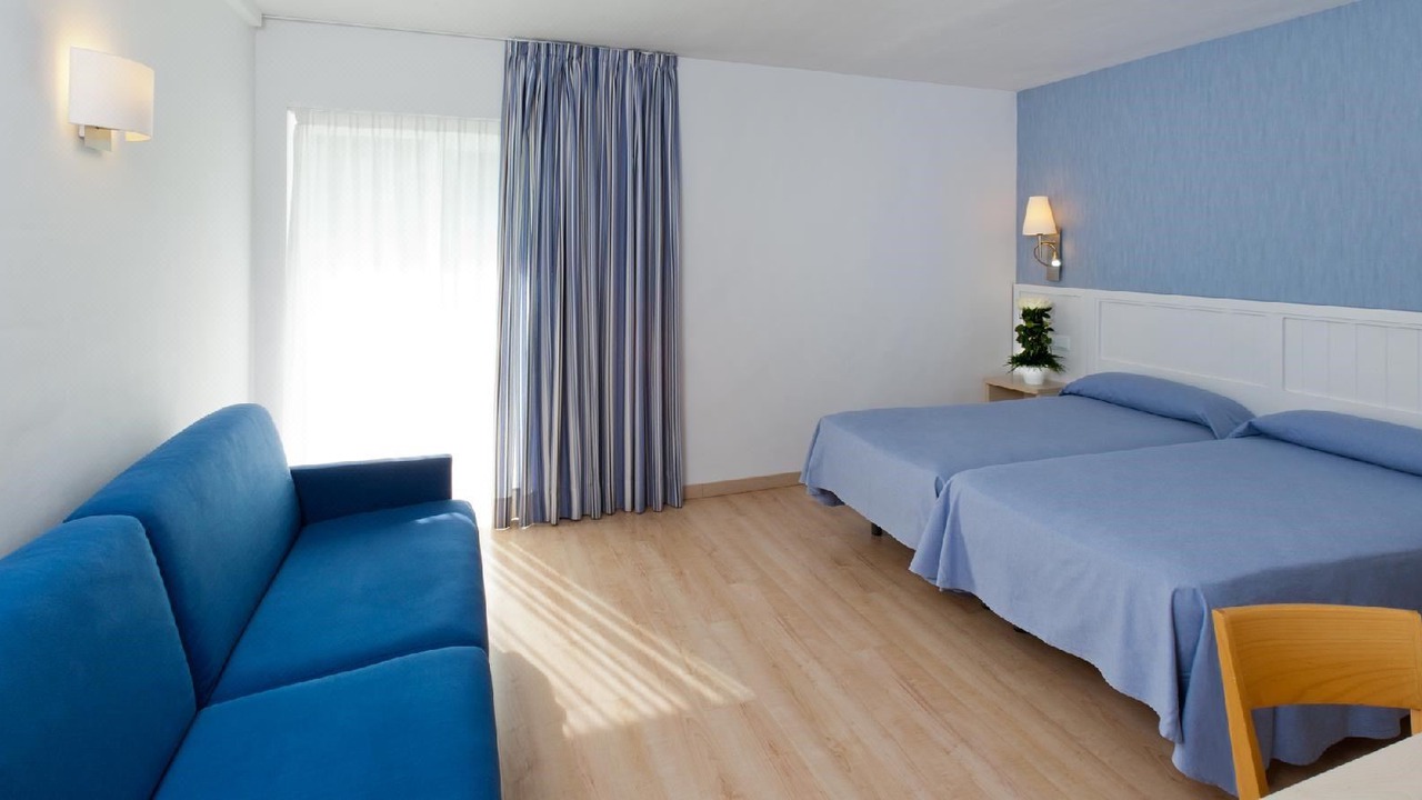 Photo of Bedroom in Lloret Town Center