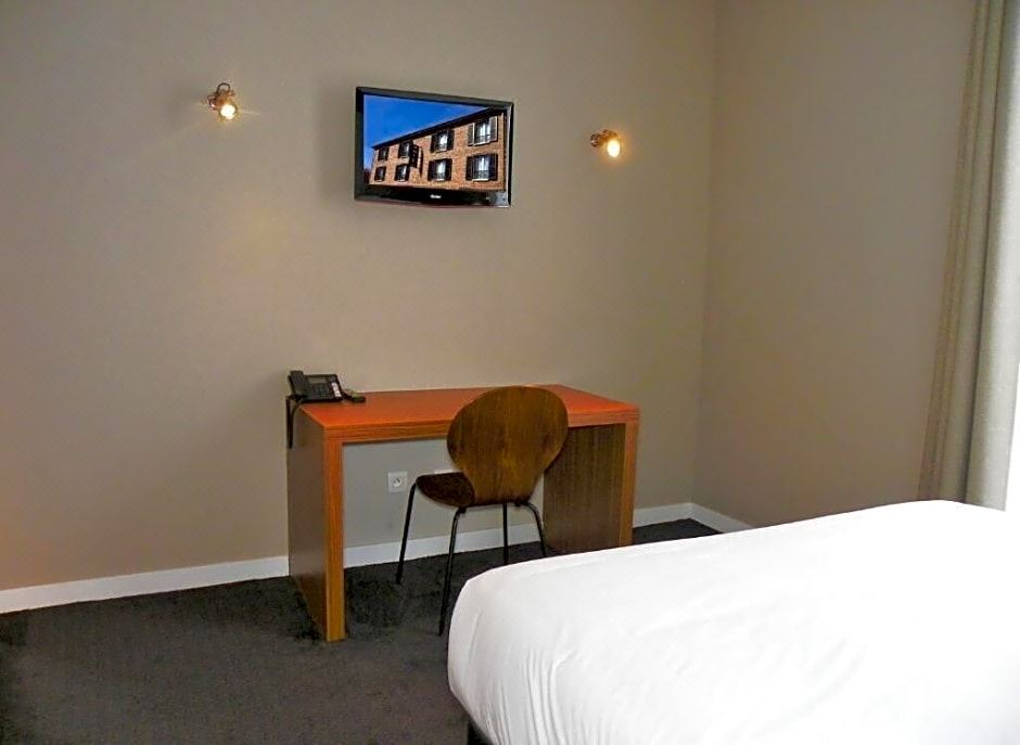 Photo of Bedroom in Chatou