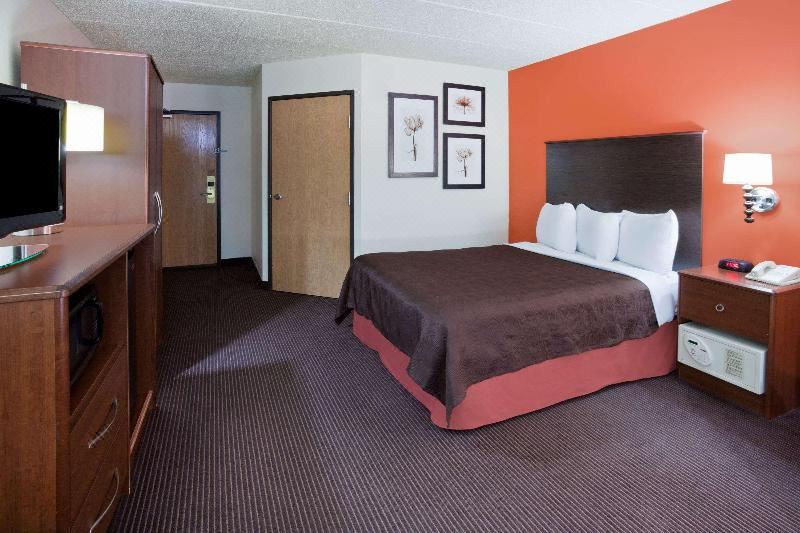 Photo of Bedroom in Coon Rapids