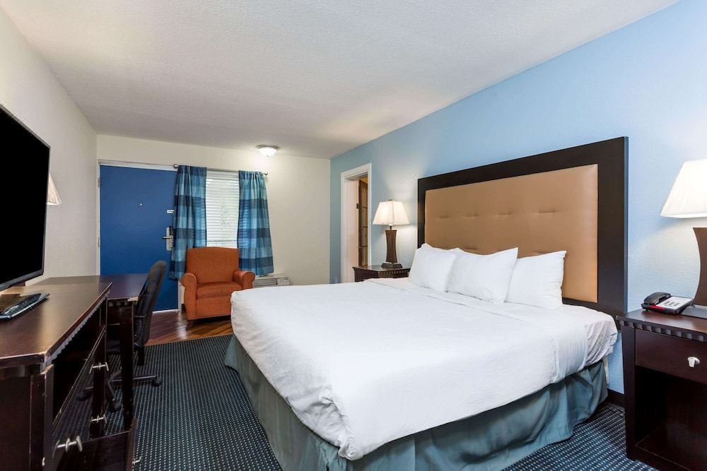 Photo of Bedroom in Salisbury