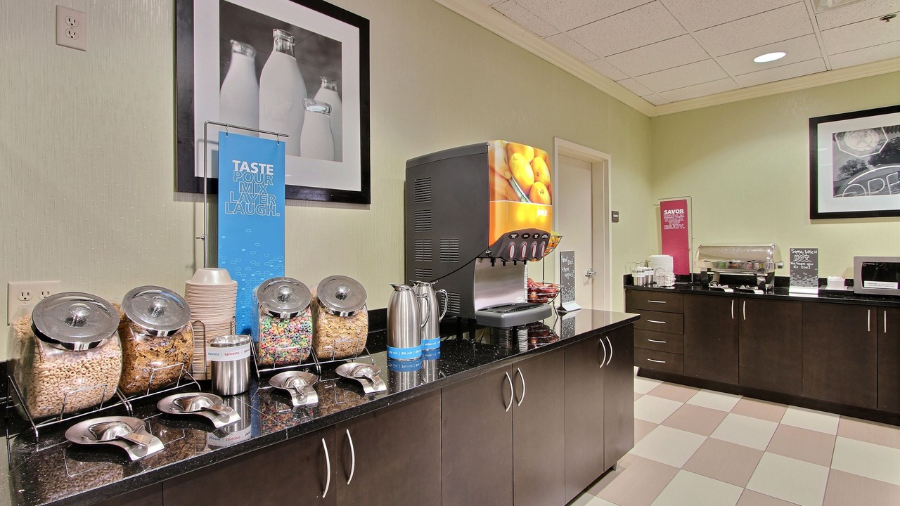 Photo of Livingroom in Richmond Hill