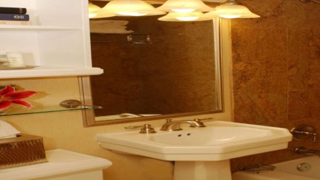 Photo of Bathroom in Downtown Syracuse