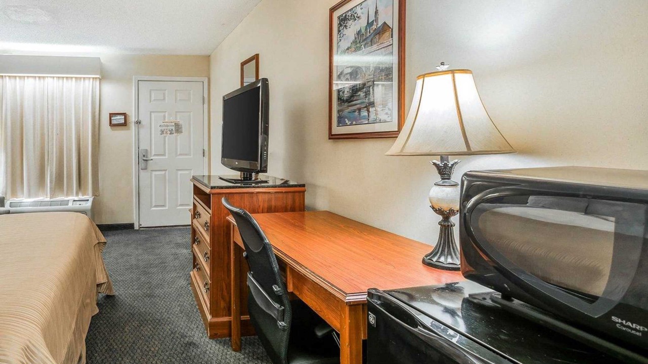 Photo of Livingroom in Bainbridge