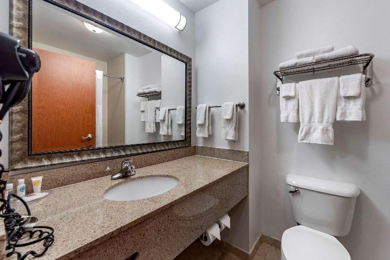 Photo of Bathroom in Shawnee