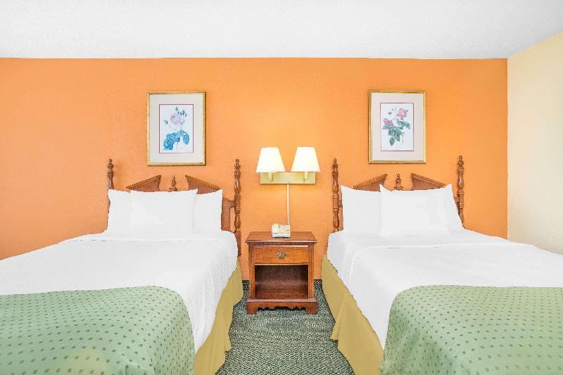 Photo of Bedroom in Perry