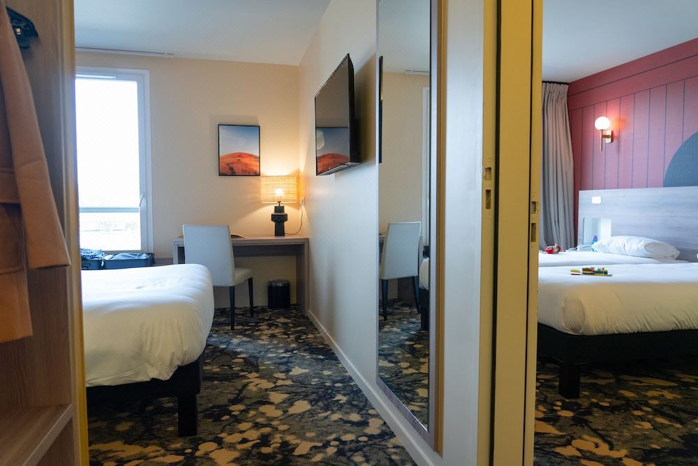 Photo of Bedroom in Saint-Cyr-l'Ecole