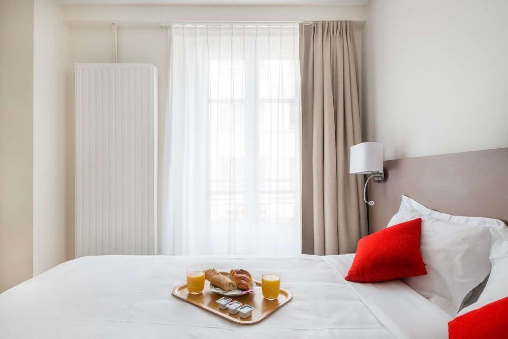 Photo of Bedroom in Quartier de la Plaine-de-Monceaux