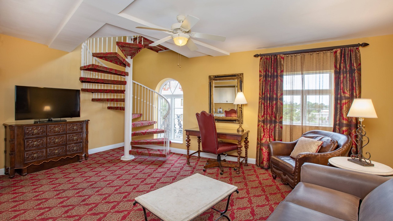 Photo of Livingroom in Downtown Historic District