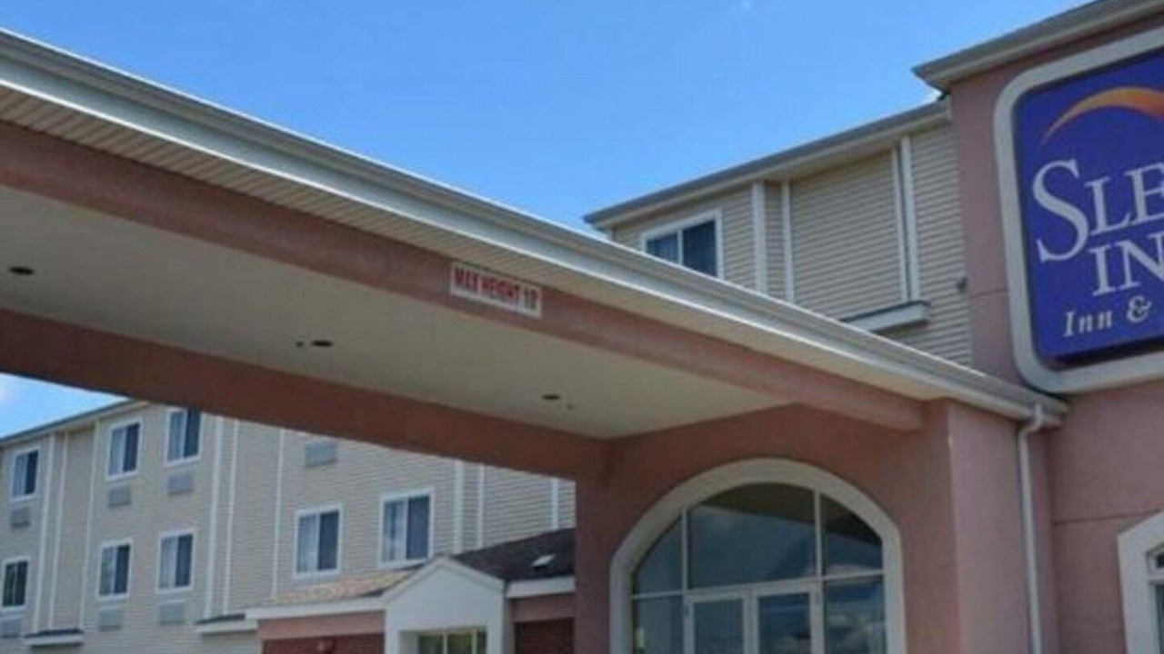 Photo of Buildings in Niantic