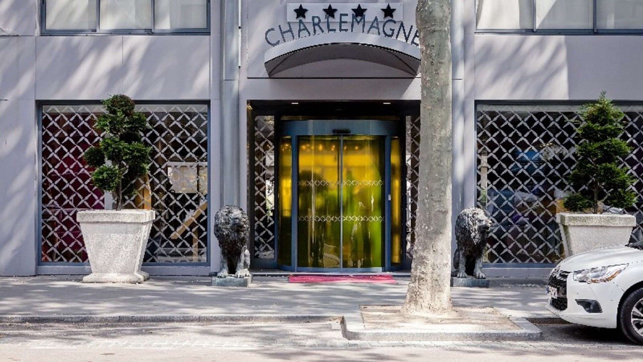 Photo of Buildings in 2nd Arrondissement